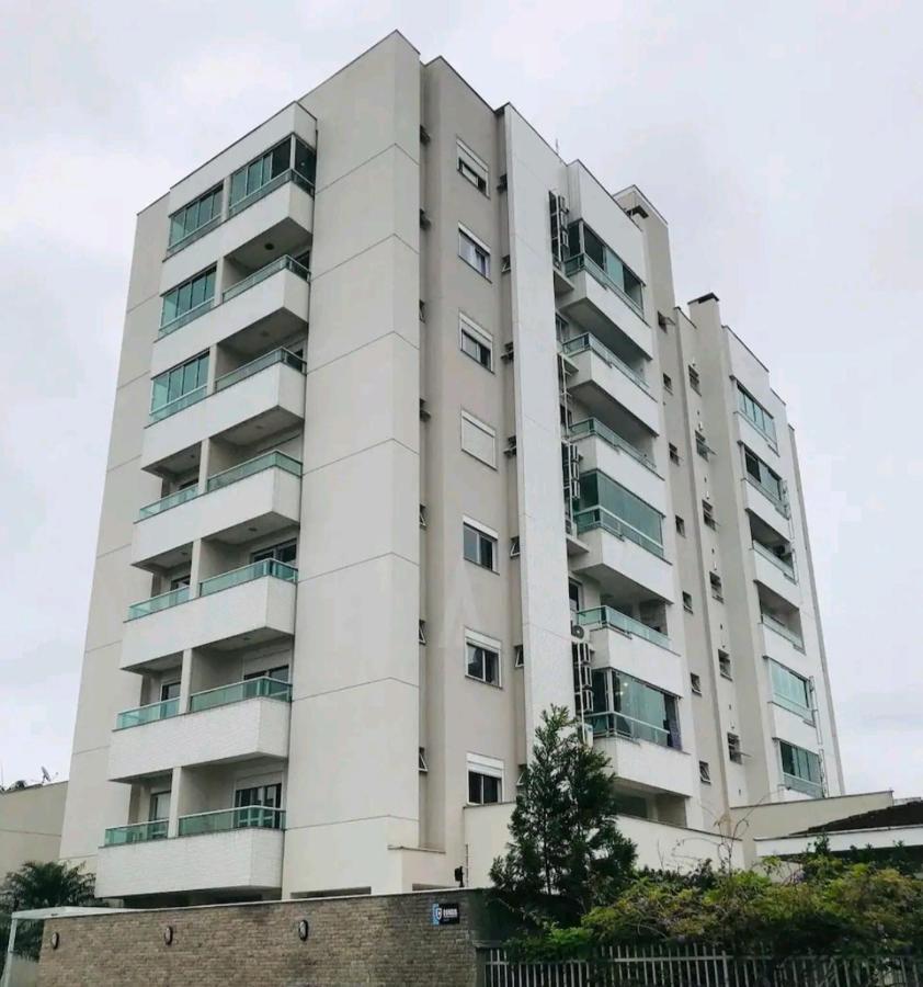 Apartamento Executivo - No melhor lugar do América Joinville Esterno foto